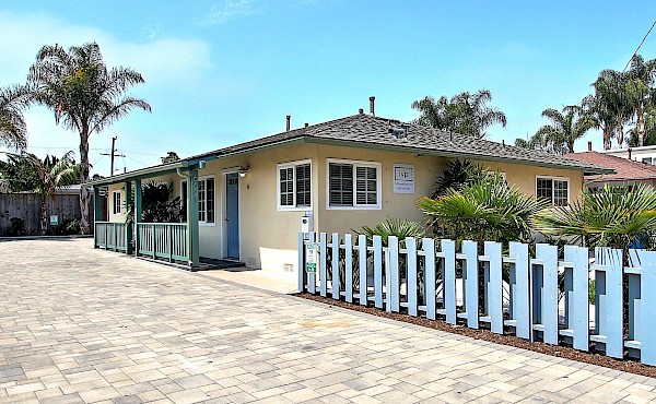 6621 Trigo Road, Isla Vista, CA