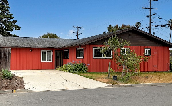 6842 Pasado Road, Isla Vista, CA