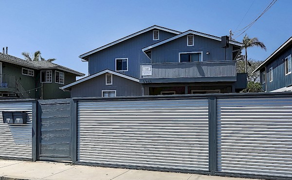 6522 Del Playa Drive - Unit A