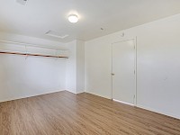 Upstairs middle bedroom